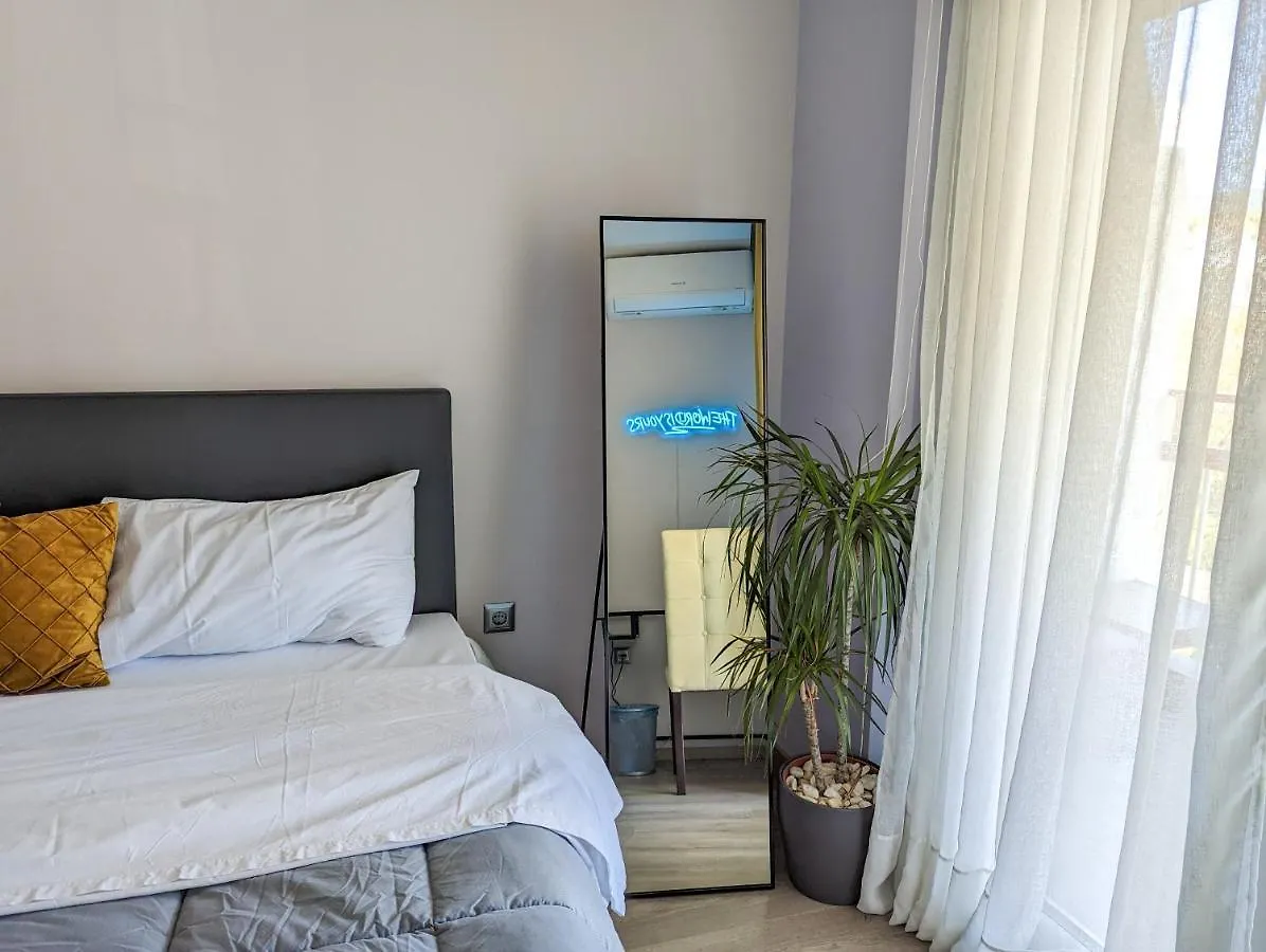 Apartment Luxury Suites With King-Sized Bed Thessaloniki